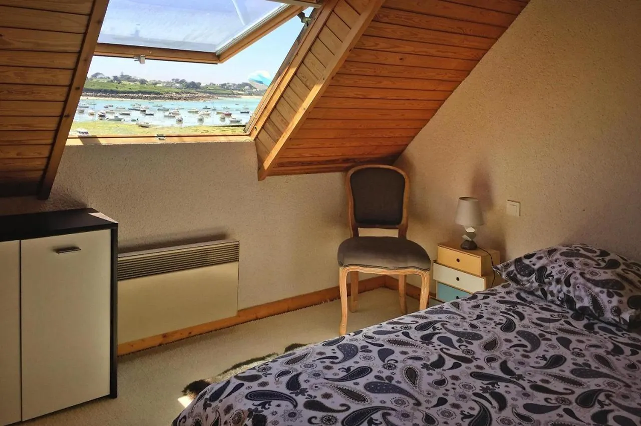 Panoramic sea view, holiday home, Ploudalmézeau-Portsall