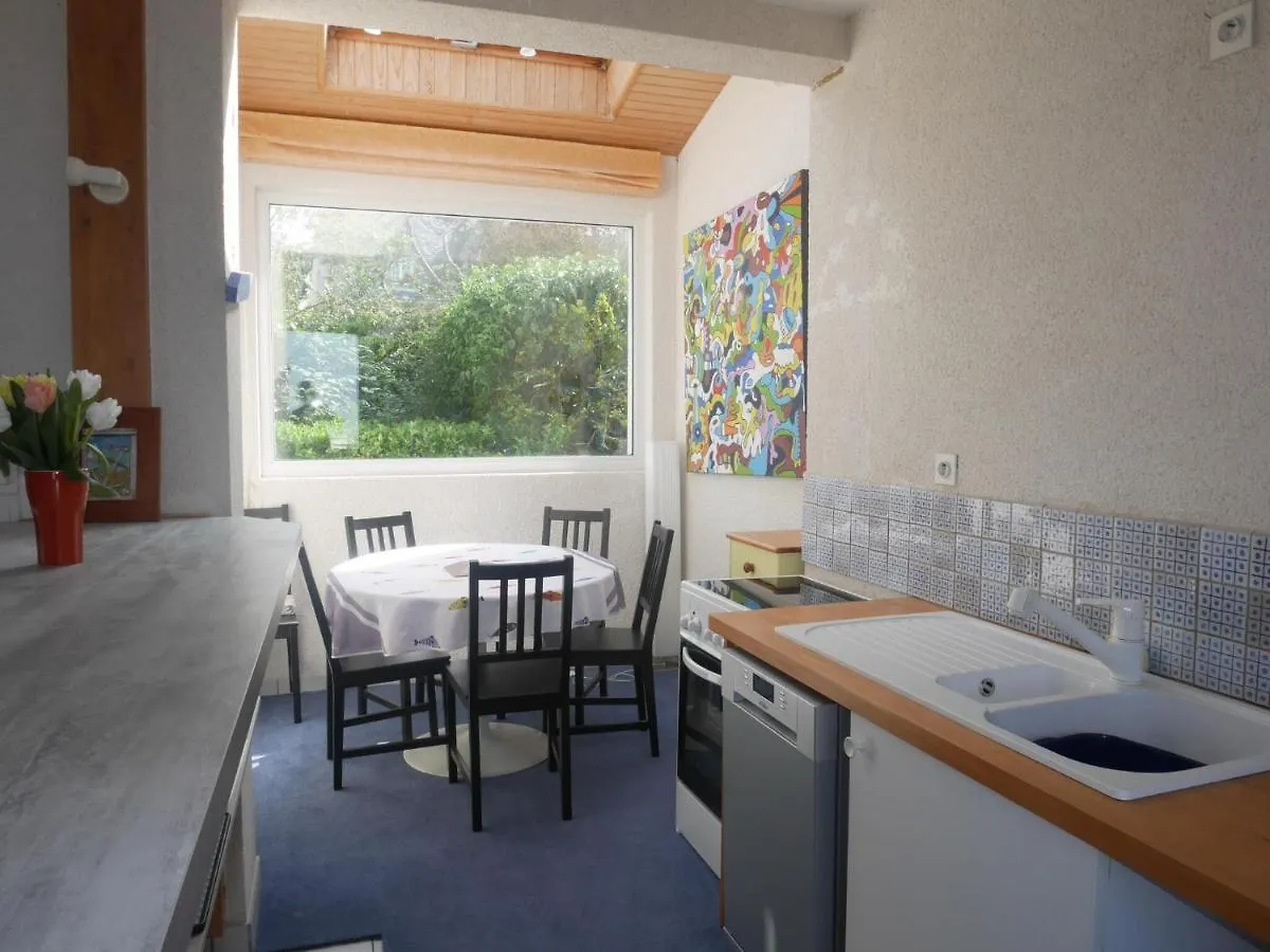 Panoramic sea view, holiday home, Ploudalmézeau-Portsall