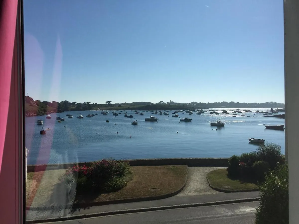 Panoramic sea view, holiday home, Ploudalmézeau-Portsall